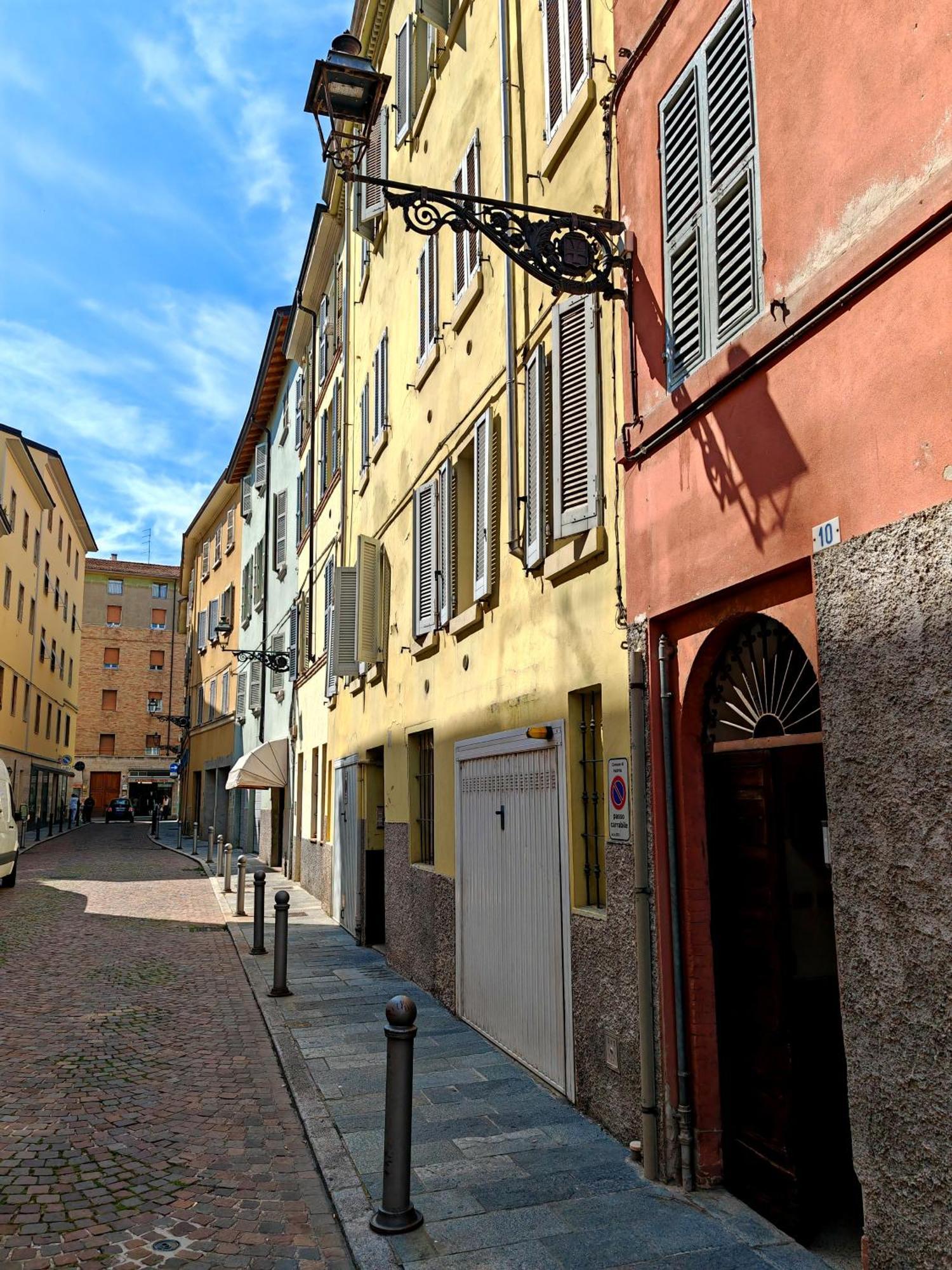 Parma Borgo Antico I I I Free Privat Parking Exterior photo